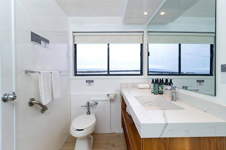 海星号 海星套房洗手间